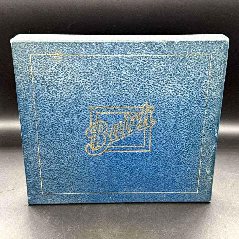 The Buick: A Complete History Hardcover 1980 Bartz & Glavis ISBN 0912056196
